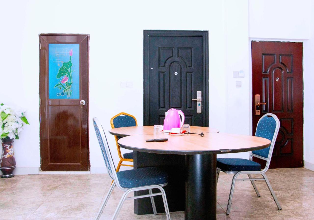 Nora Hotel 코토누 외부 사진