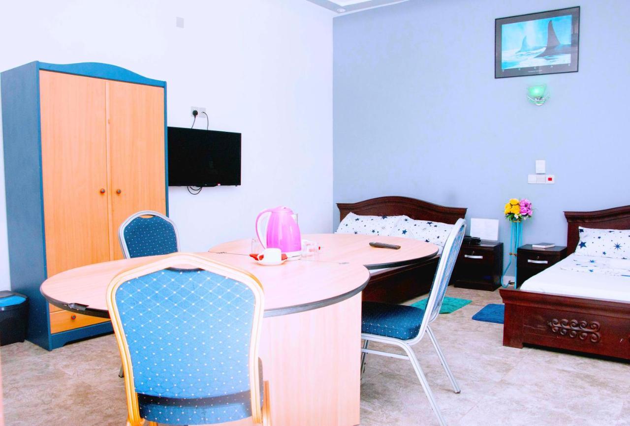 Nora Hotel 코토누 외부 사진